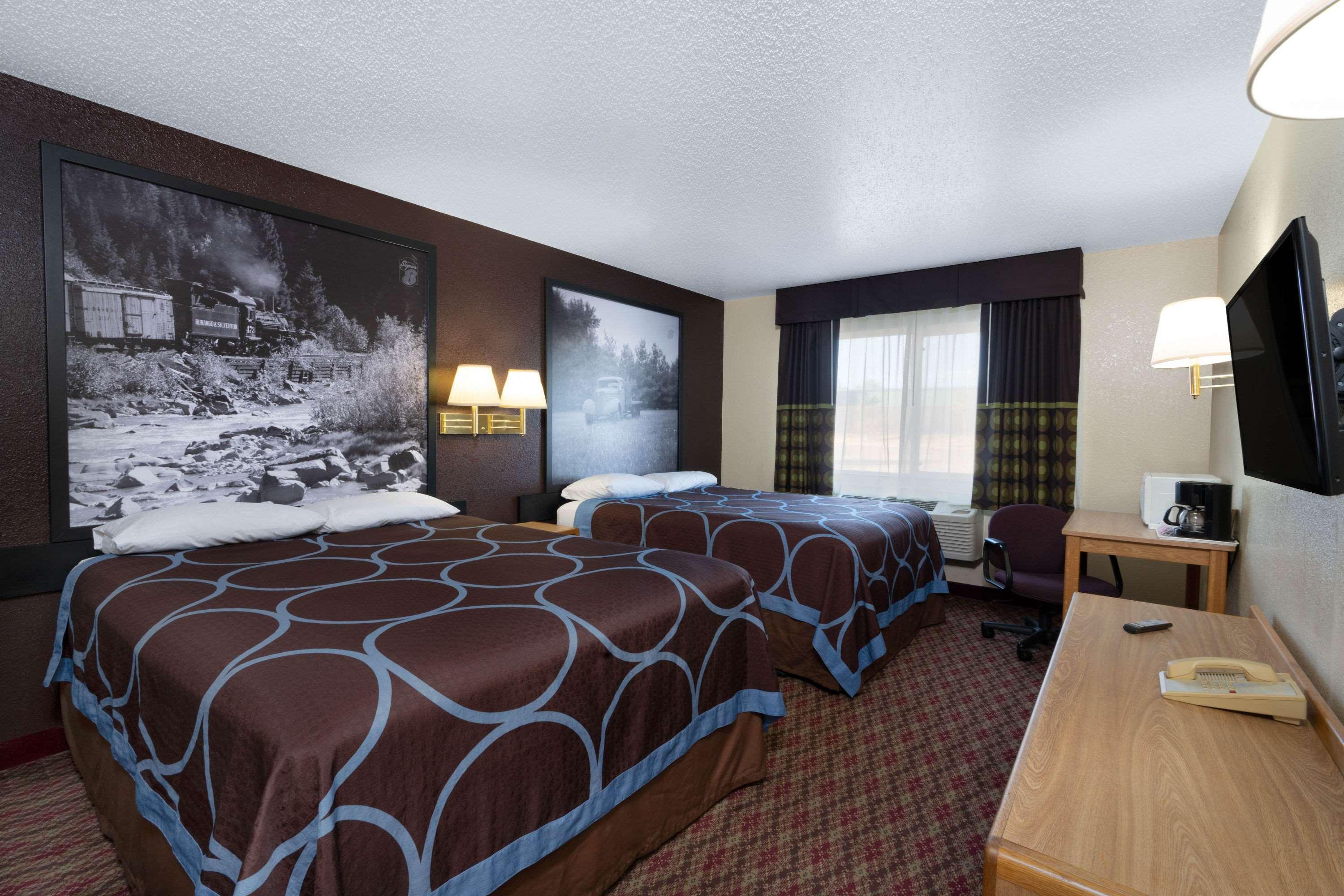 Super 8 By Wyndham Fountain Hotel Luaran gambar