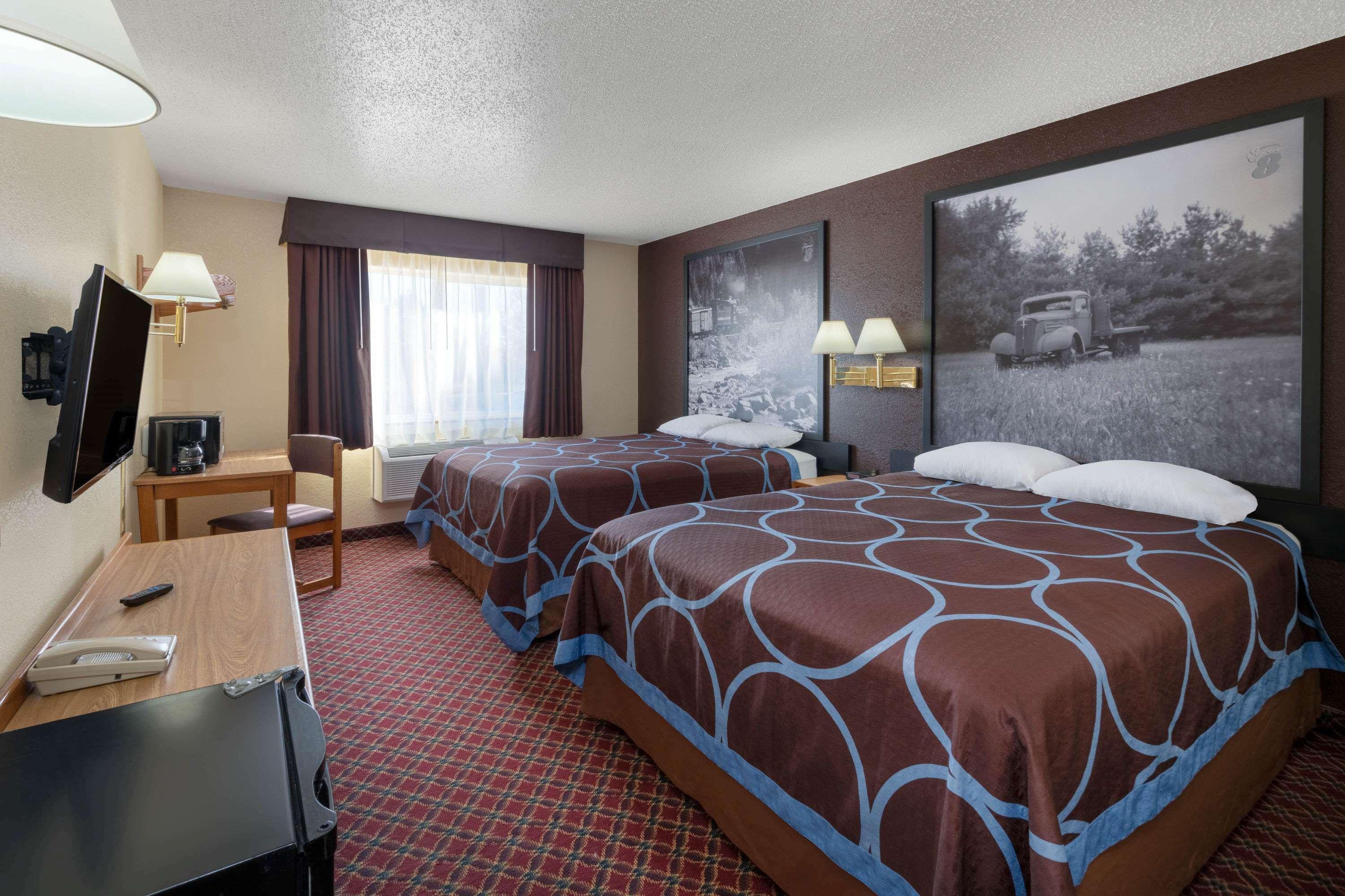 Super 8 By Wyndham Fountain Hotel Luaran gambar